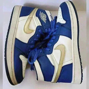 Nike Air Jordan 1 High Retro Gold Metallic Deep Royal Blue GS Sneaker, sz 6